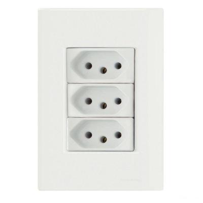 Conjunto 4x2 Com 3 Tomadas 2p+t 20 A 250 V Tramontina Giz Branco Tramontina