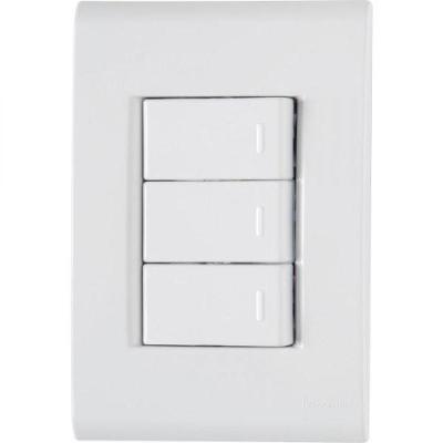 Conjunto 4x2 com 3 Interruptores Simples 10A 250V