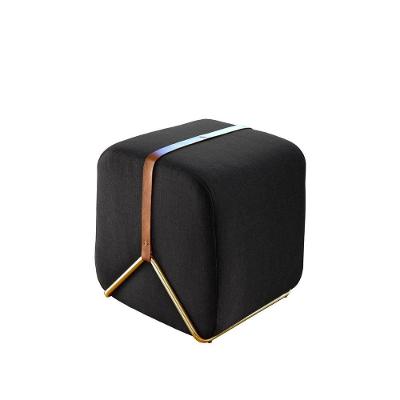 Puff Decorativo Slim Base Cromada Ouro E Linho tramado Preto