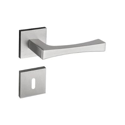 Fechadura Vivaldi Cromado Acetinado Roseta Quadrada 40mm Pado Interna
