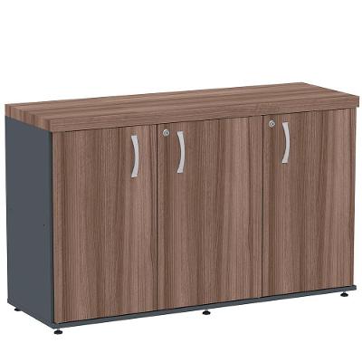 Armário Baixo Credenza Pe40 Pandin 121,50 Cm (Largura) Em Mdp Walnut E Grafito Com Três Portas