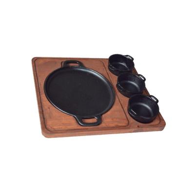 Bifeteira Redonda Com Suporte De Madeira 20Cm E 3 Molheiras.