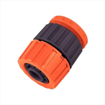 Engate Rosqueado em Plástico Tramontina para Mangueiras 1/2" e Torneiras