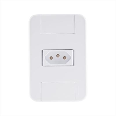 Conjunto 4x2 com 1 Tomada 2P+T 10 A 250 V Tramontina Tablet Branco