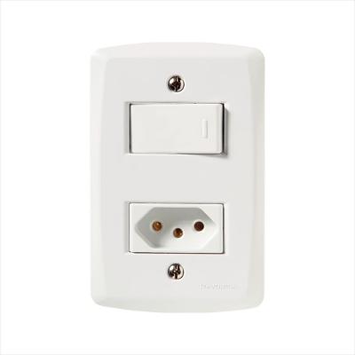 Conjunto 4x2 com 1 Interruptor Paralelo 10 A 250 V e 1 Tomada 2P+T 20 A 250 V Tramontina Lux2 Branco