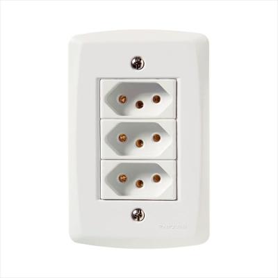 Conjunto 4x2 com 3 Tomadas 2P+T 10 Amperes 250 Volts Tramontina Lux2 Branco