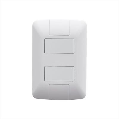 Conjunto 4x2 com 1 Interruptor Simples 6 A 250 V e 1 Interruptor Paralelo 6 A 250 V Tramontina Aria Branco